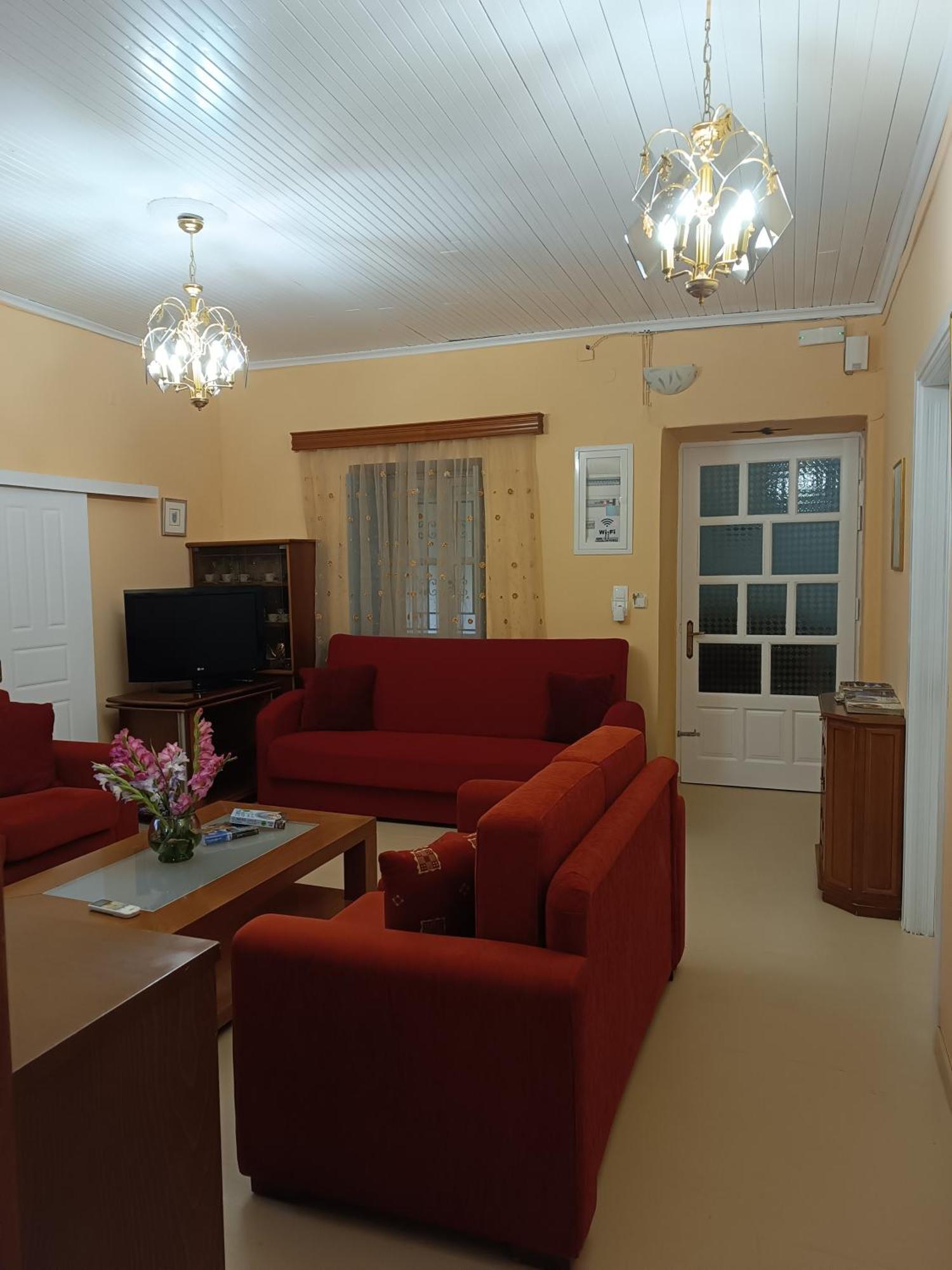 Rodomelo House With Terrace - 4 Bedrooms Leonídion Dış mekan fotoğraf