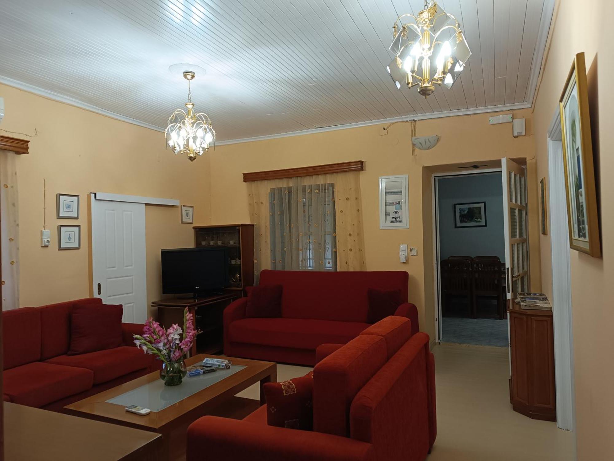 Rodomelo House With Terrace - 4 Bedrooms Leonídion Dış mekan fotoğraf