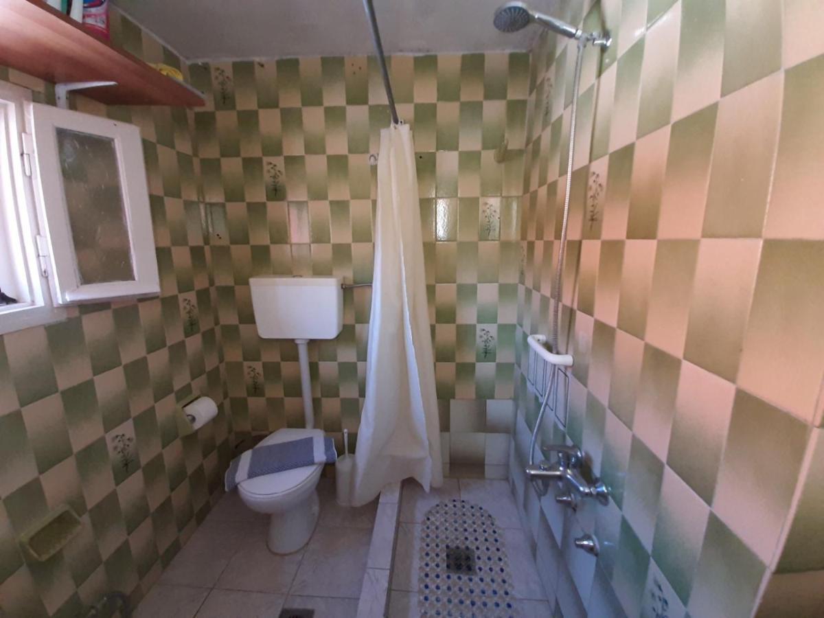 Rodomelo House With Terrace - 4 Bedrooms Leonídion Dış mekan fotoğraf